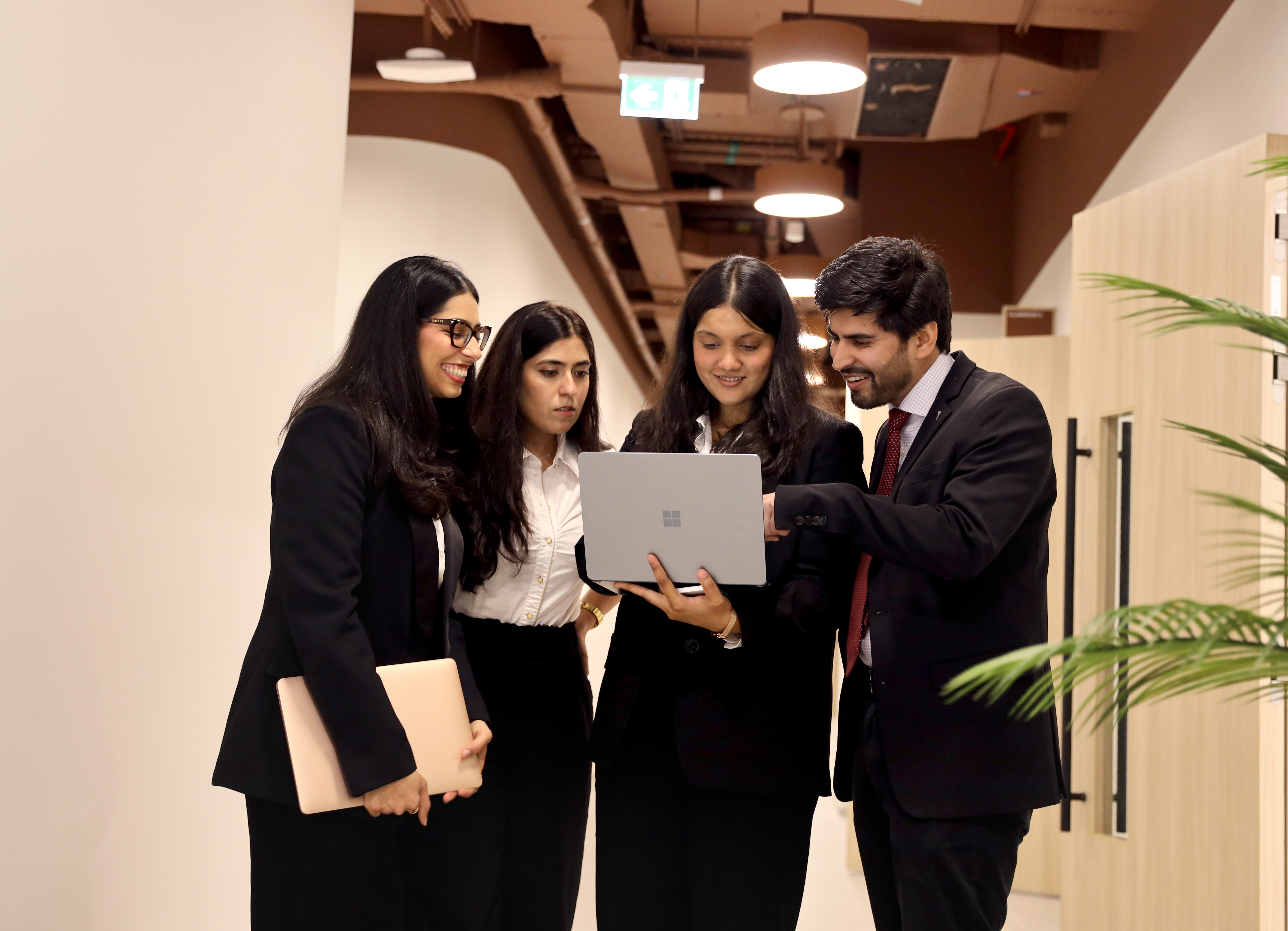 IIMA Dubai Side Banner